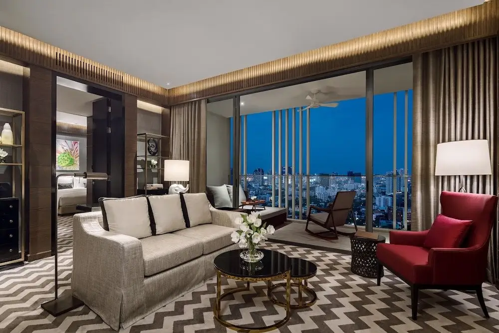 Бангкок: 137 Pillars Suites & Residences