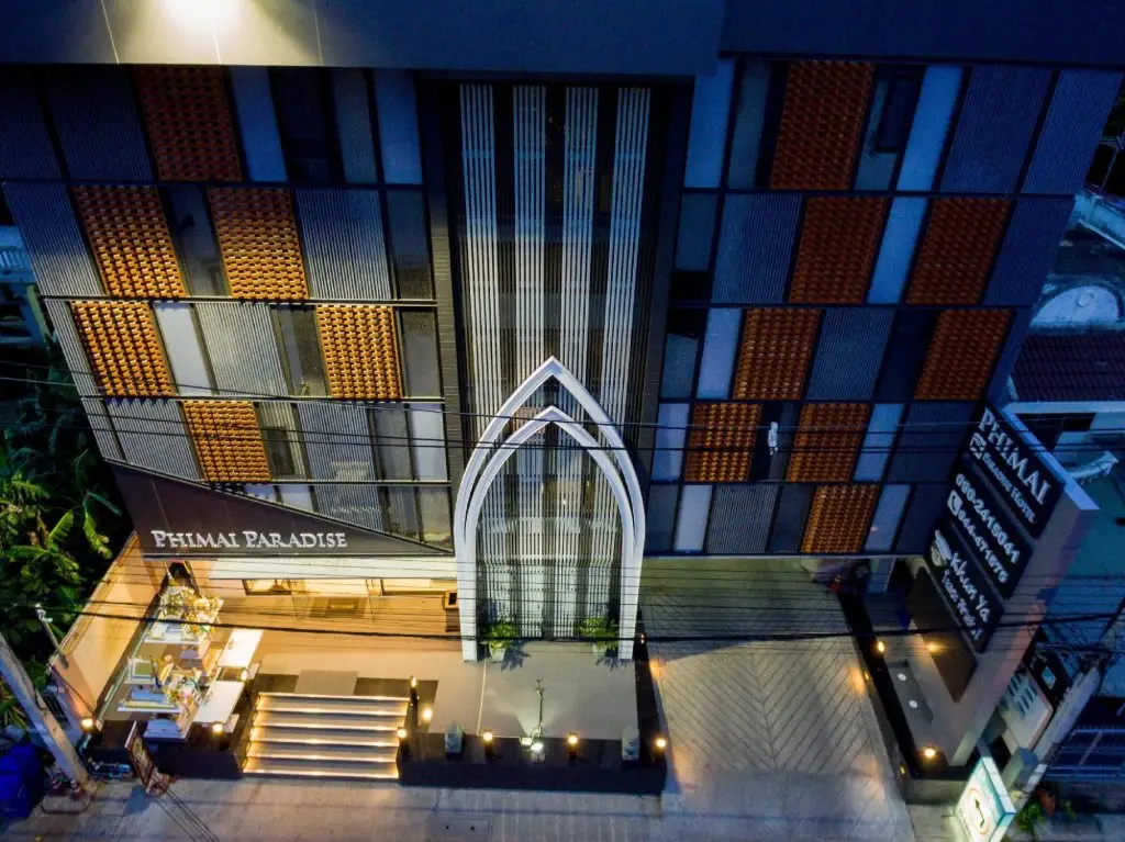 Чаккарат: Phimai Paradise Hotel