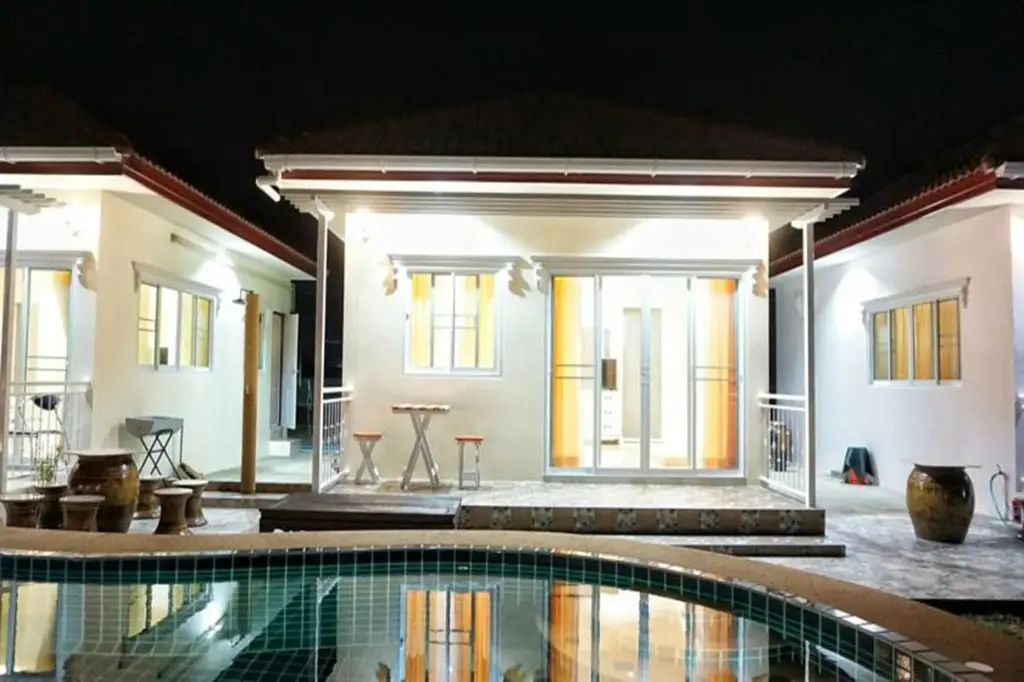 Чаам: Sky & Water Resort