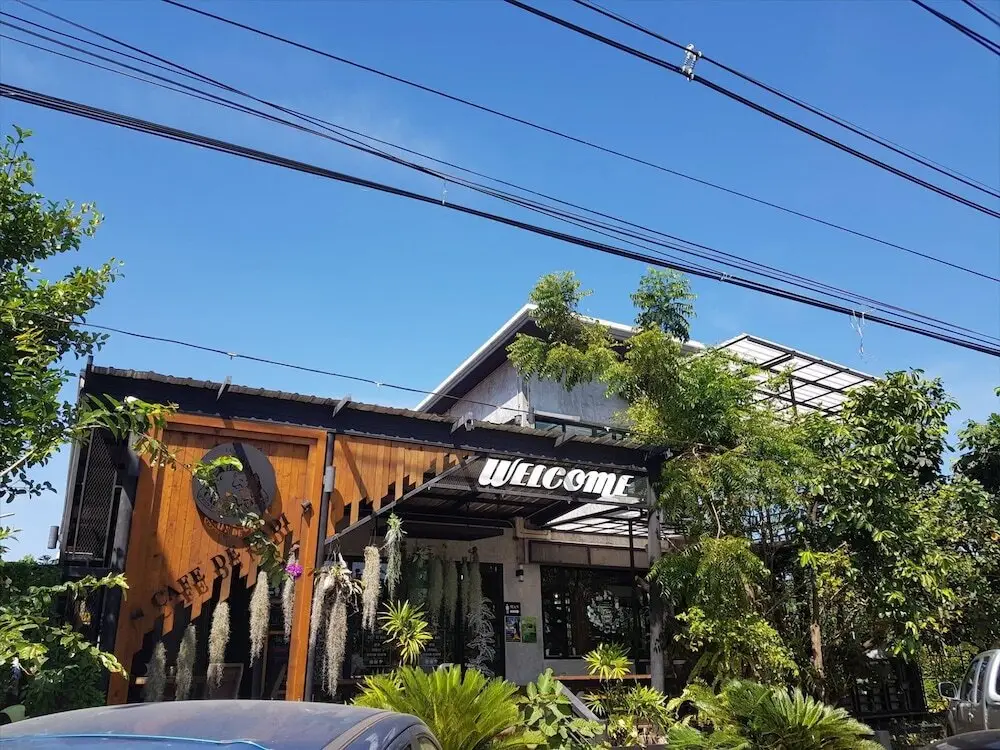 Ка Бин Тха Бу Ри: Casa & Cafe De Nadi
