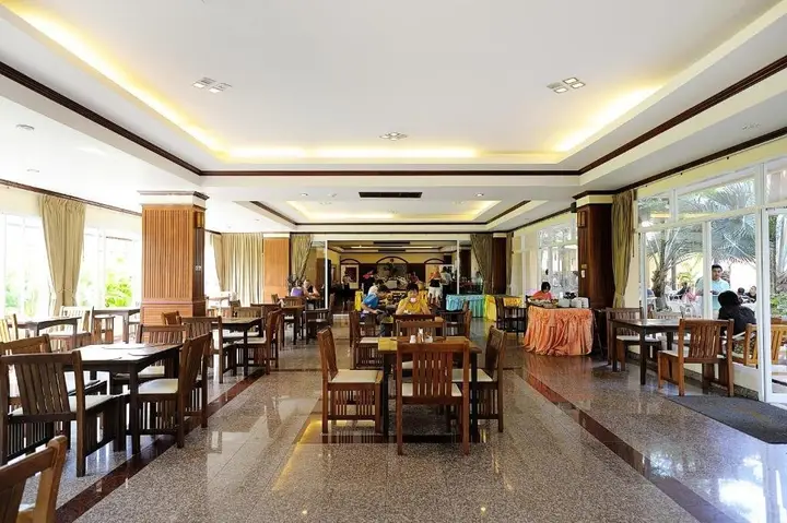 Кату: Bauman Grand Hotel