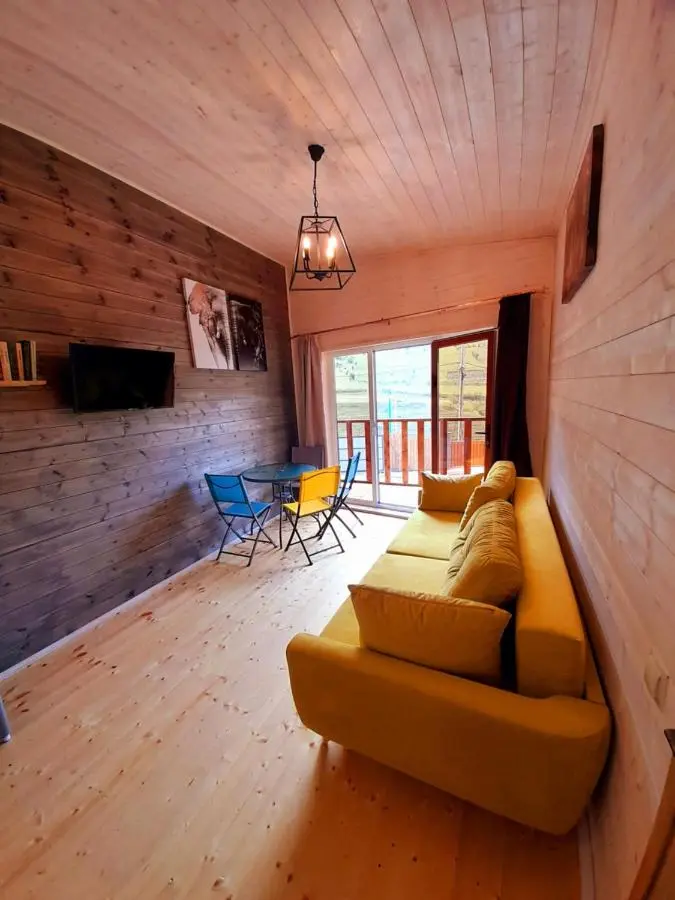 Verkhniy Fiagdon: Chill Village Fiagdon