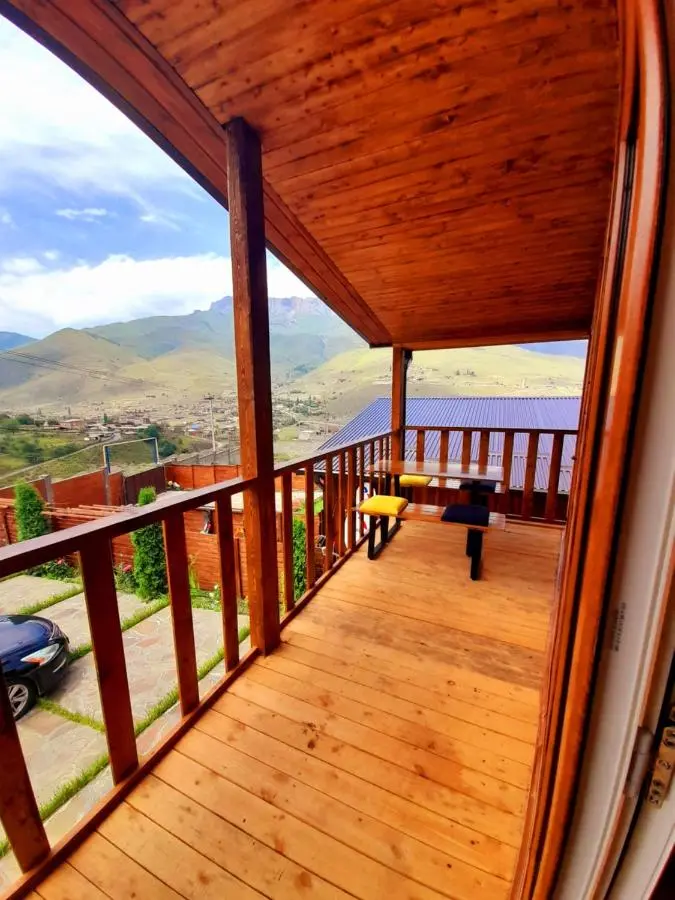 Verkhniy Fiagdon: Chill Village Fiagdon