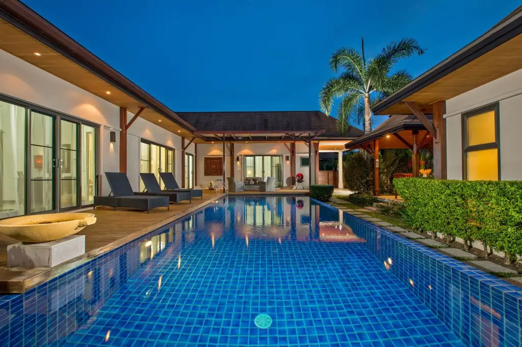 Муанг: Villa Adonara