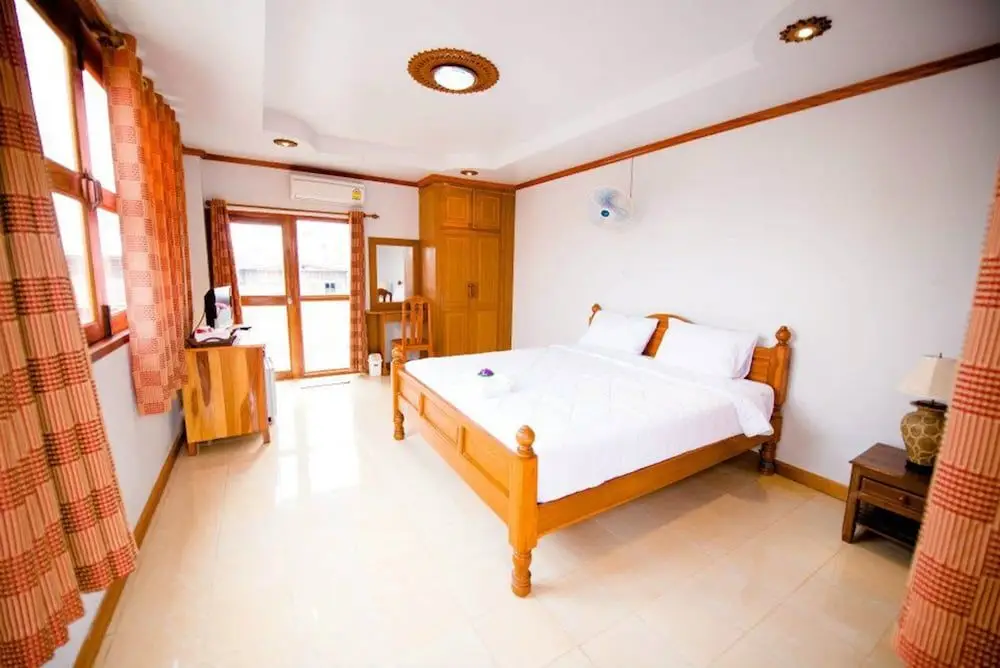 Нонгбуа Ламфу: Wiphaporn Hotel