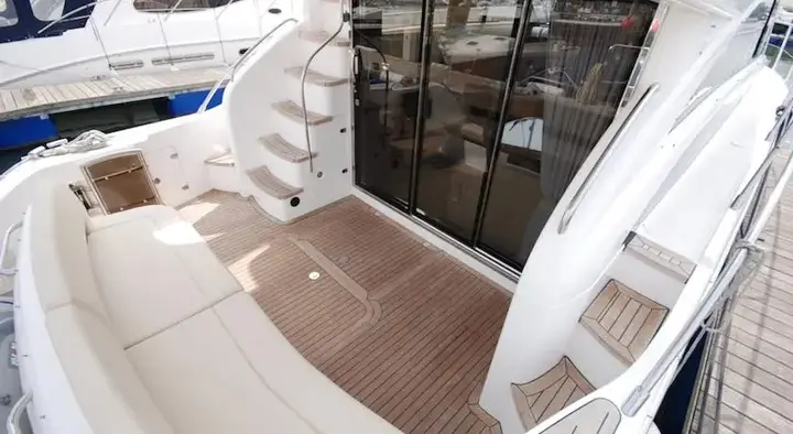 Муанг: Princess Yacht PH4451