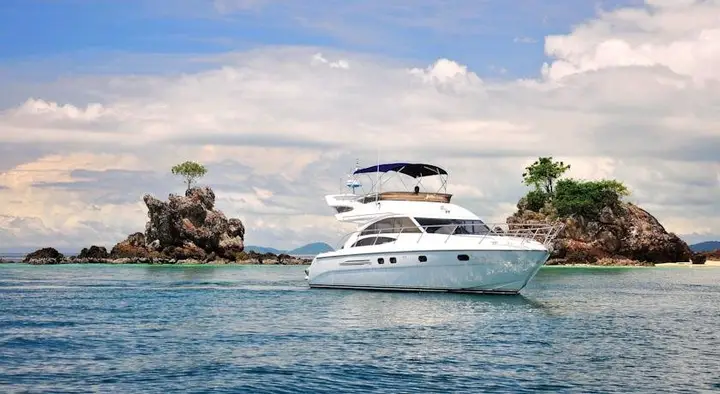 Муанг: Princess Yacht PH4451