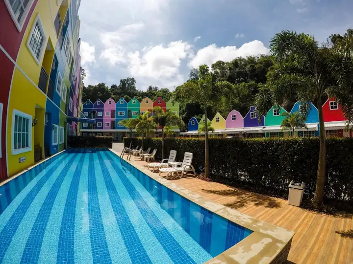 Муанг: Holland Resort Phuket (SHA Extra Plus)