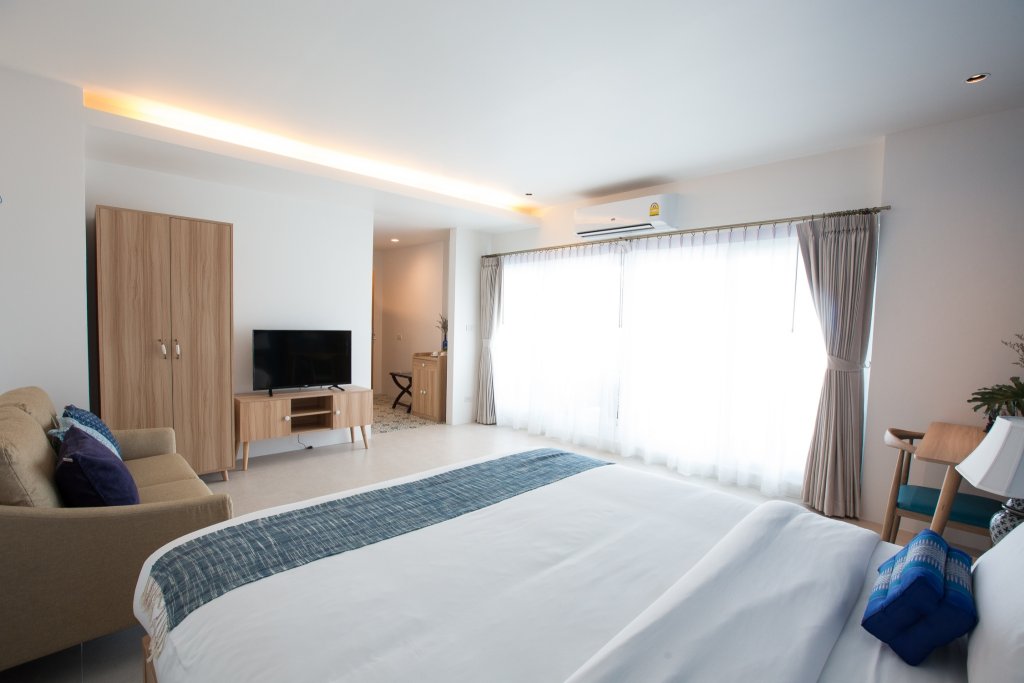 Паттайя: DeeProm Pattaya Hotel