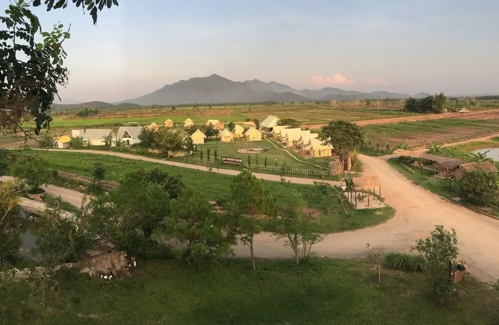 Тхоэнг: Rai Ruen Rom Organic Farm