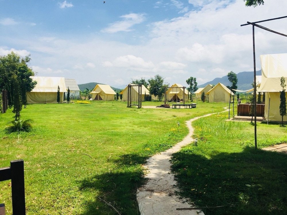 Тхоэнг: Rai Ruen Rom Organic Farm