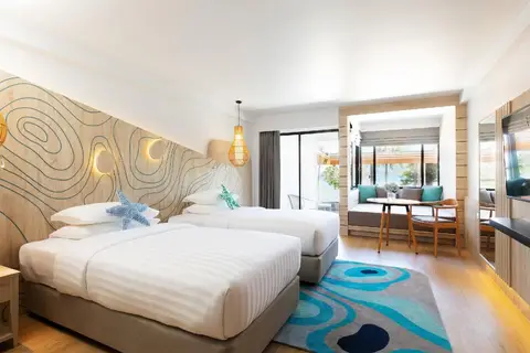 LIV Hotel Phuket Patong Beachfront — фото 1