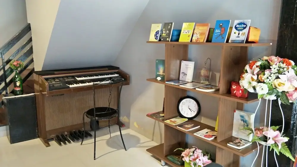 Прачуапкхирикхан: Vintage Wooden House 177