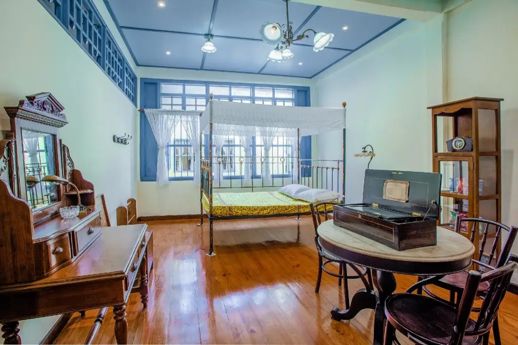 Муанг: Woo Gallery and Boutique Hotel