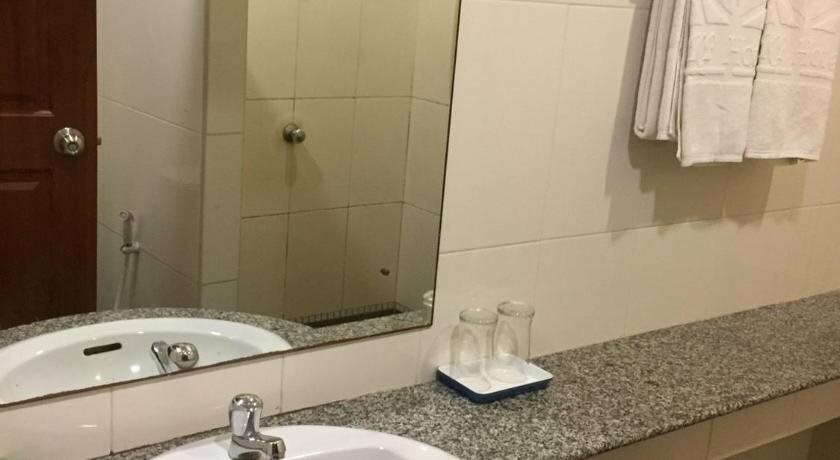Нонг Кхон Кванг: KP Hotel Udonthani