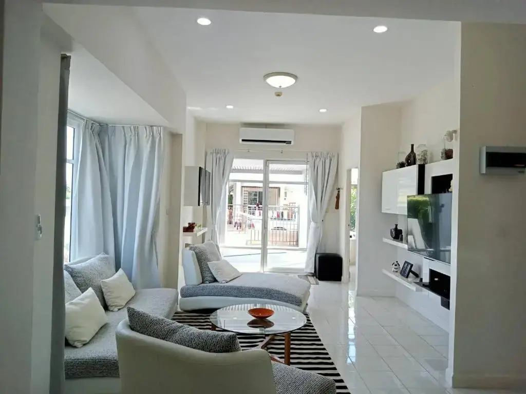 Пранбури : Paknampran 2 Bedrooms Pool Villa