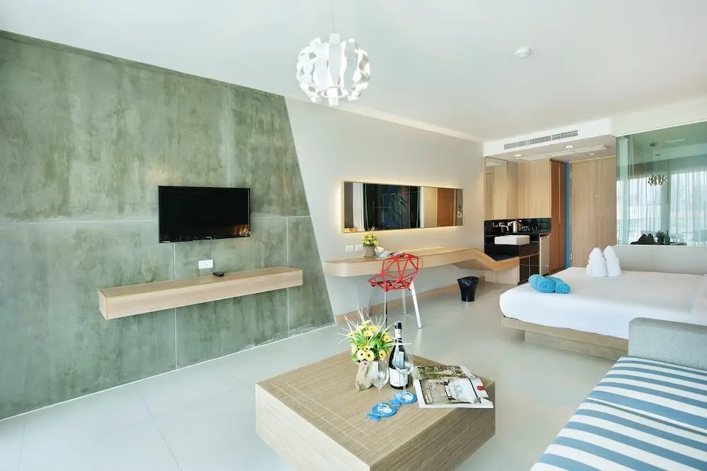 Кату: Ratana Apart Hotel at Kamala