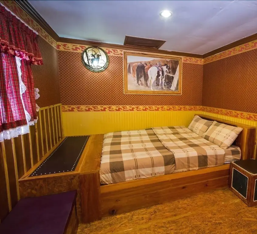 Пак-Чонг: Panther Creek Resort