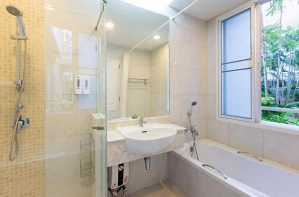 Хуахин: Baan Sanploen Huahin Condo By KK