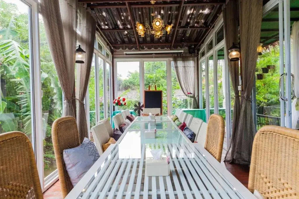Нонтхабури: Ruan Rong Rong Resort & Spa