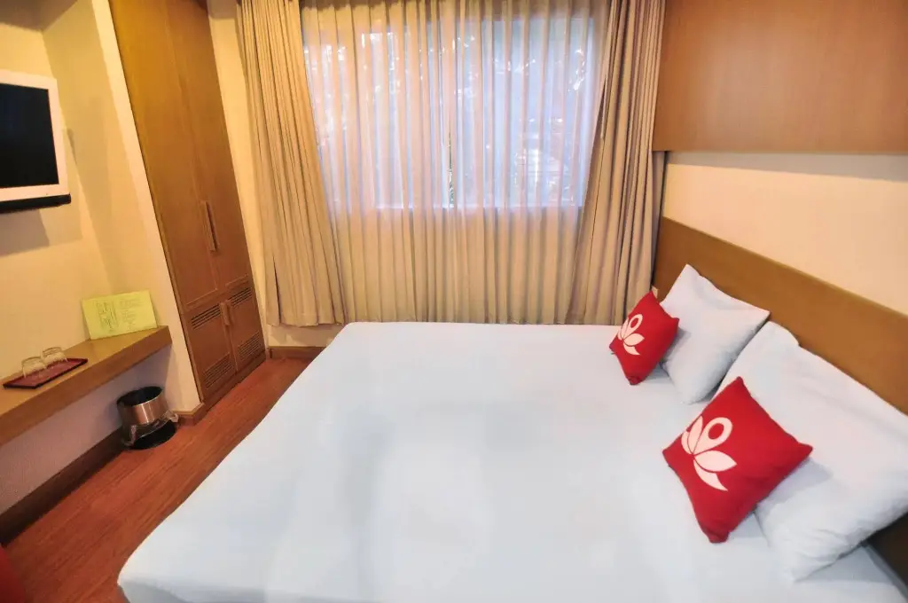 Бангкок: ZEN Rooms Surawong