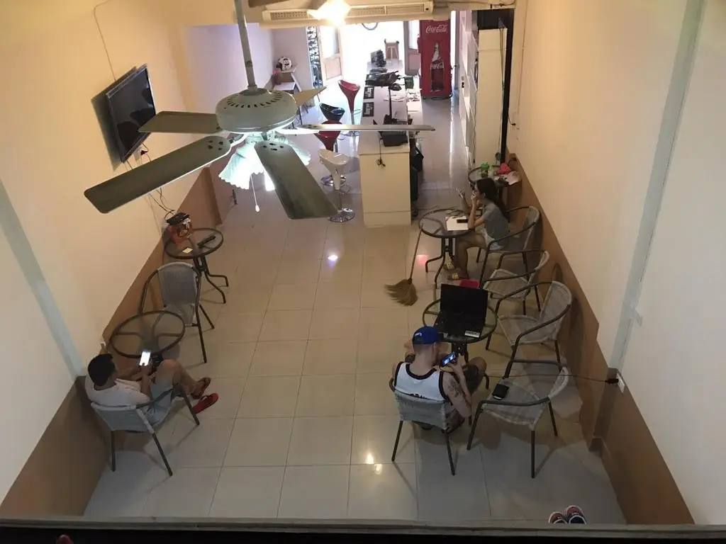 Бангкок: More Hostel
