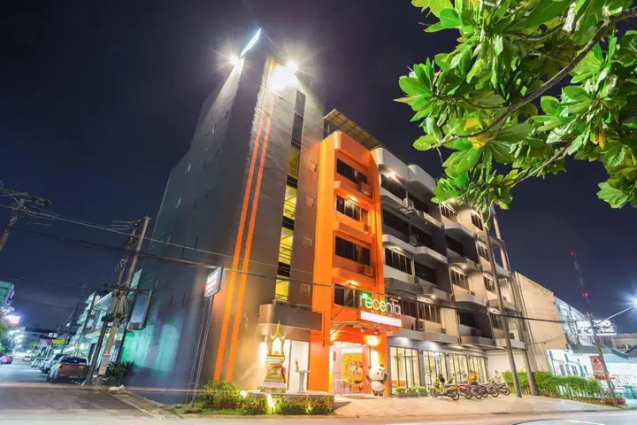 Пхукет: Отель Recenta Style Phuket Town