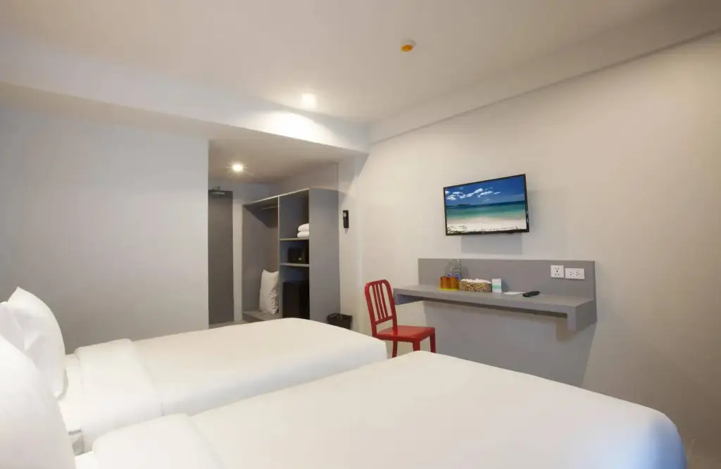 Пхукет: Отель Recenta Style Phuket Town