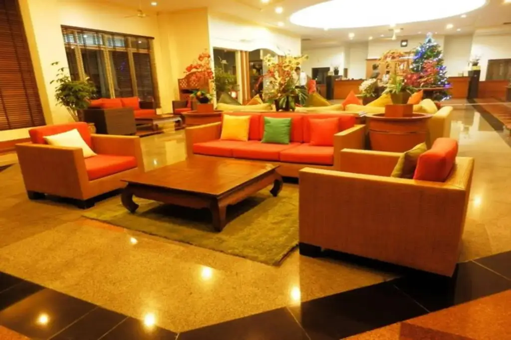 Миттапхап: Sir James Resort