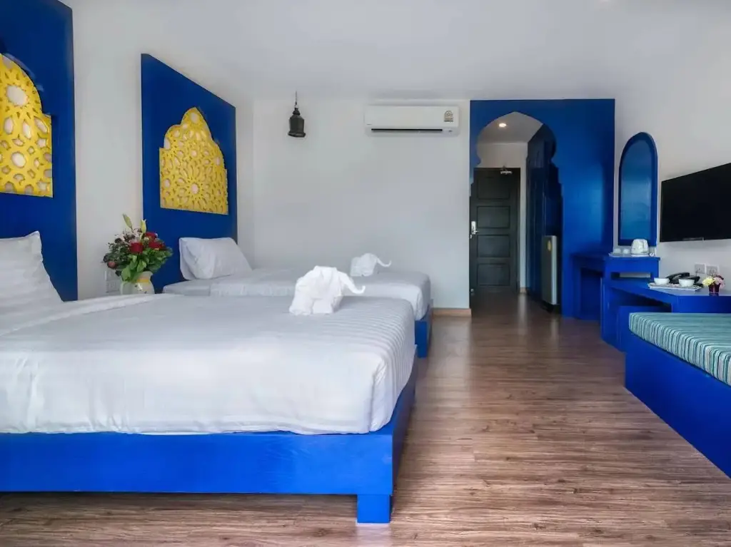 Пхукет: Anchanlina Hotel (SHA Plus+)