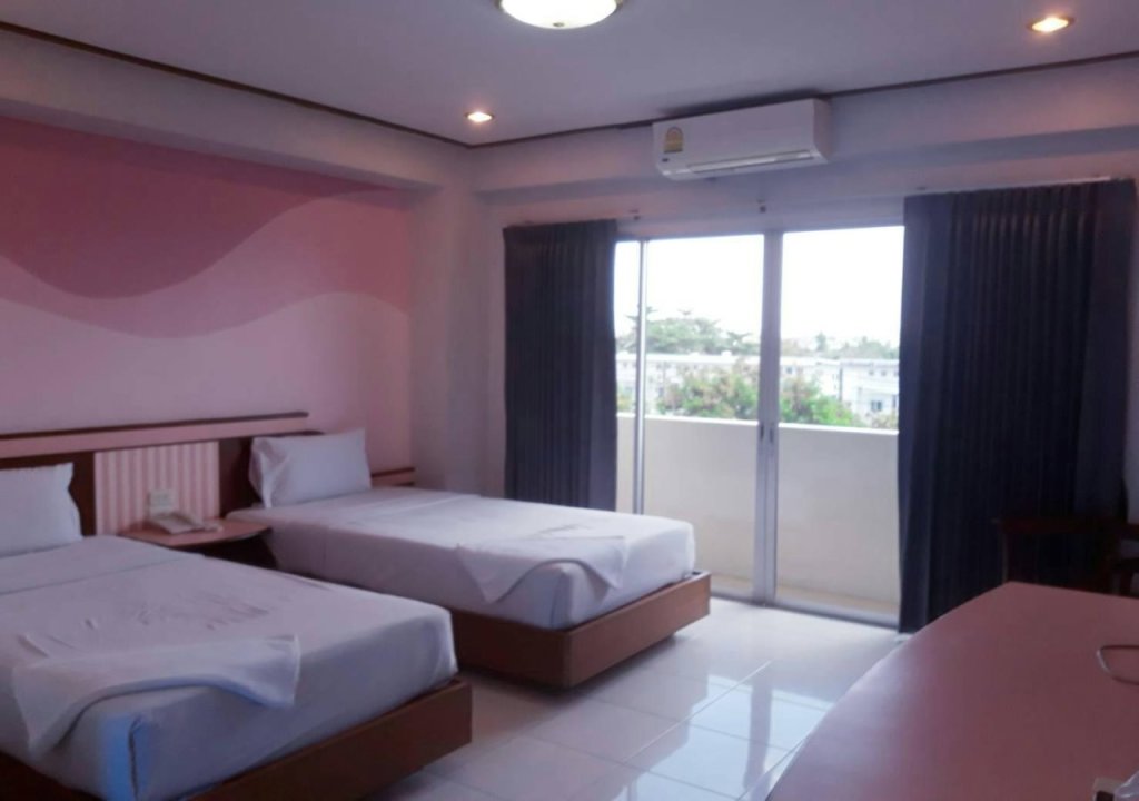 Хатъяй: Wangburapa Grand Hotel