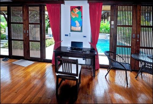 Самуи: Private 4 Bed Villa in Maenam Ko Samui