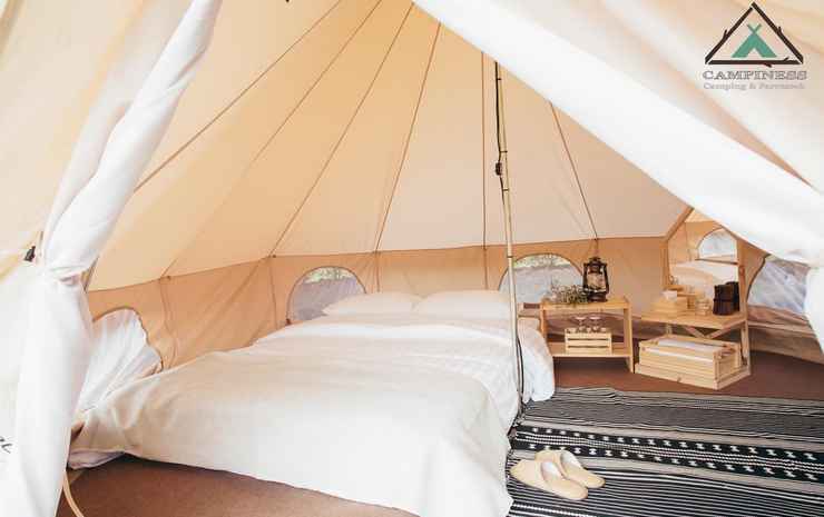 Мае-Ванг: Campiness Camping & Farmsook