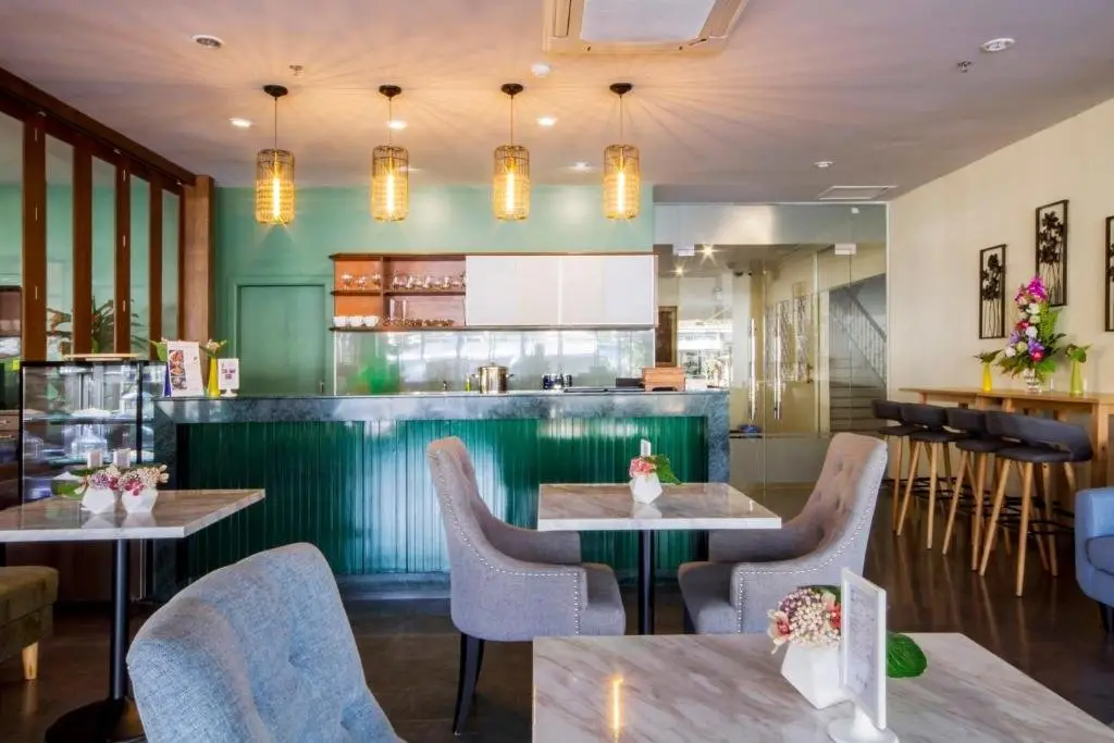 Паттайя: Empress Pattaya Hotel