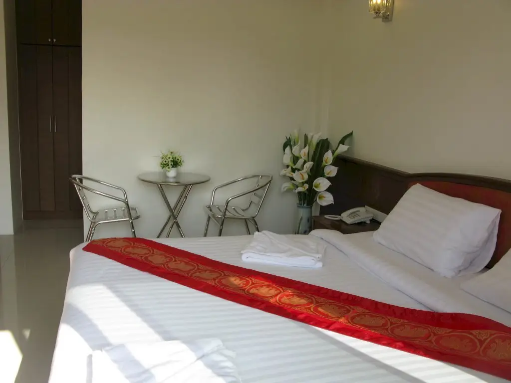 Кату: Sabai Inn Patong Phuket