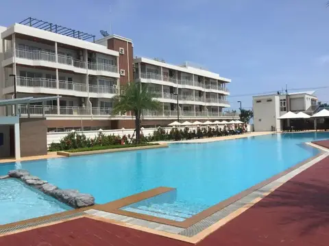 Grand Beach Condo I Unit A207 — фото 1