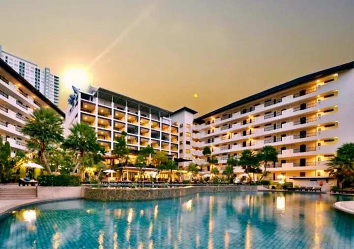 Паттайя: Отель Wongamat Privacy Residence