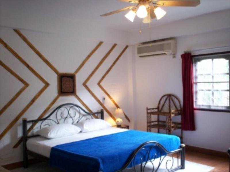 Кату: Baan Orchid Guesthouse Patong Beach