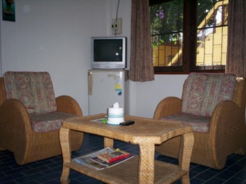 Кату: Baan Orchid Guesthouse Patong Beach