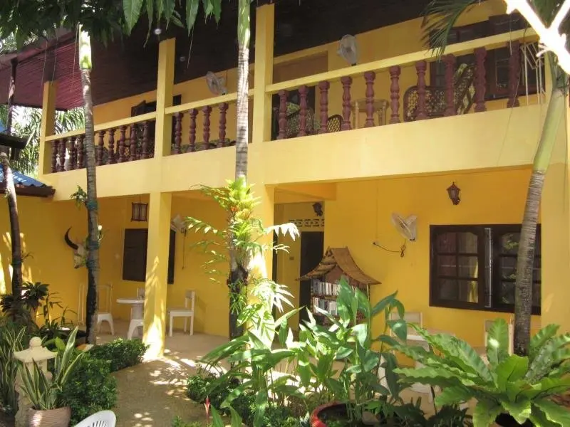 Кату: Baan Orchid Guesthouse Patong Beach