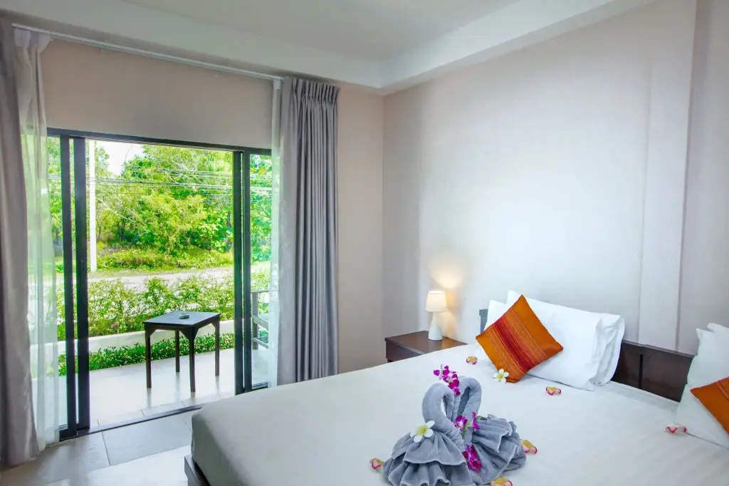 Пхукет: Naiharn Beach Resort