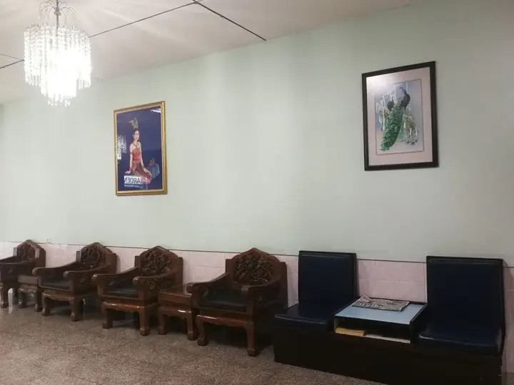 Хатъяй: Singapore Hotel