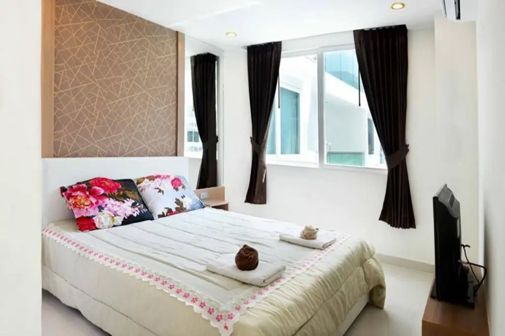 Паттайя: Amazon Jomtien