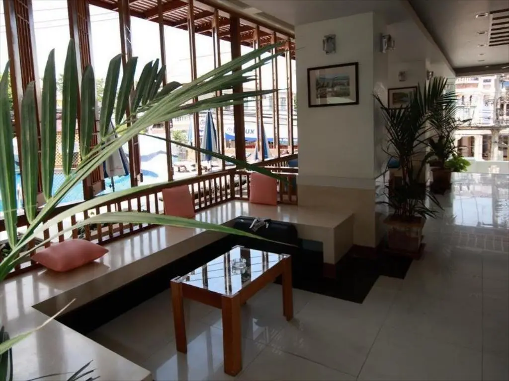 Самуи: First Residence