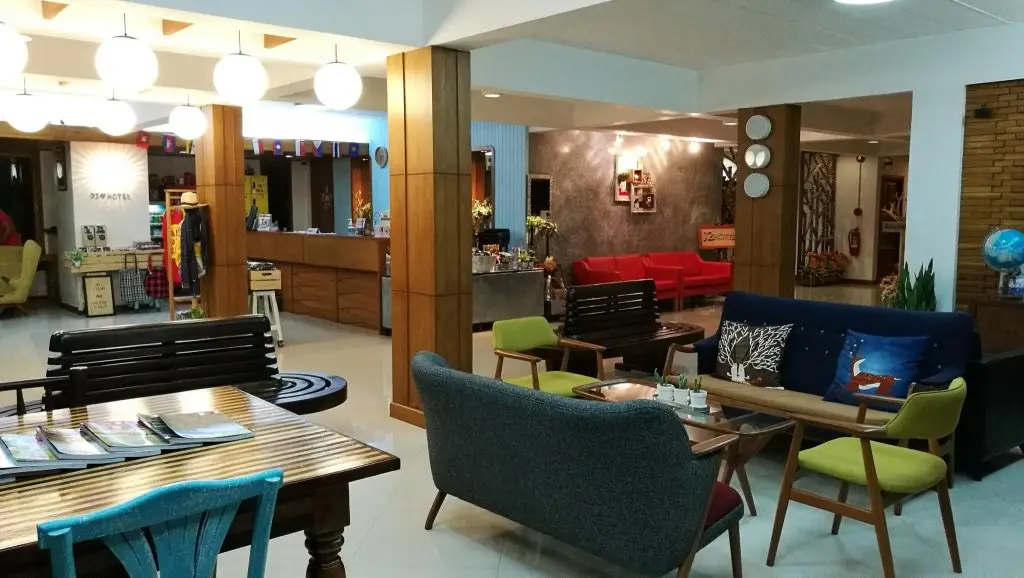 Мей-Сот: J2 Hotel