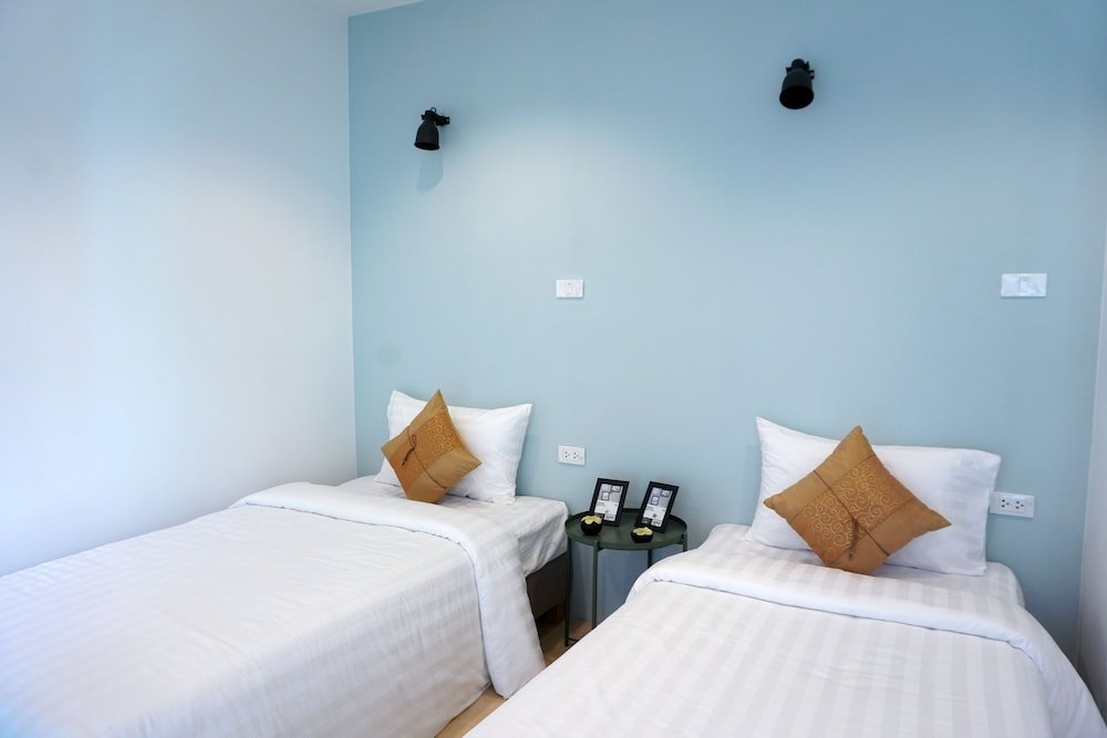 Као Лак: Destiny Hostel Khaolak