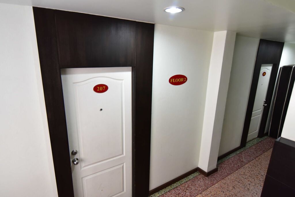 Бангкок: Thara House