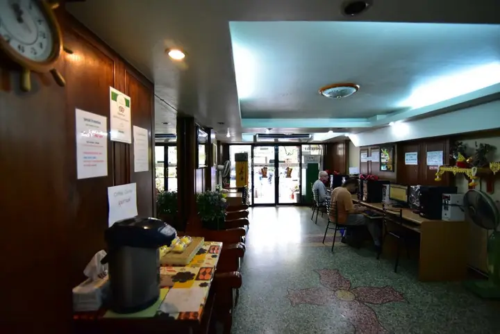 Бангкок: Thara House