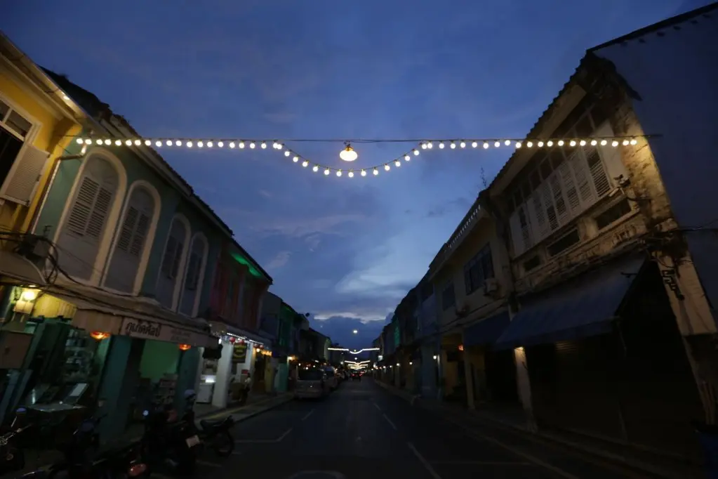 Муанг: Karnvela Phuket