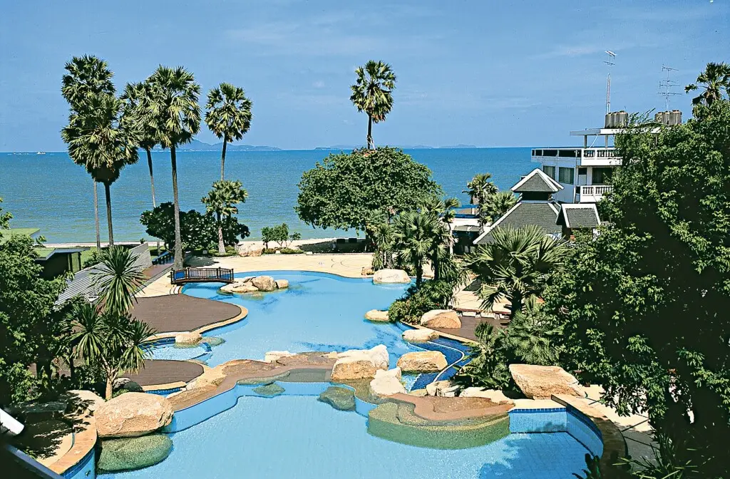 Паттайя: Отель Long Beach Garden Hotel & Pavilions